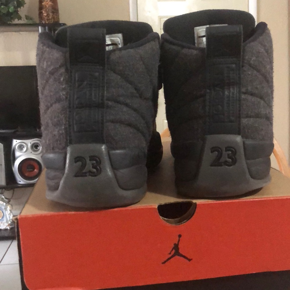 Jordans - Picture 2 of 5